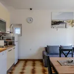 Floreani Apartman *