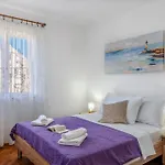 Apartman Floreani Vir