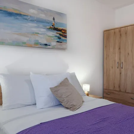 Floreani Apartamento *