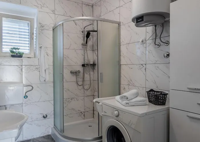 Floreani Apartment